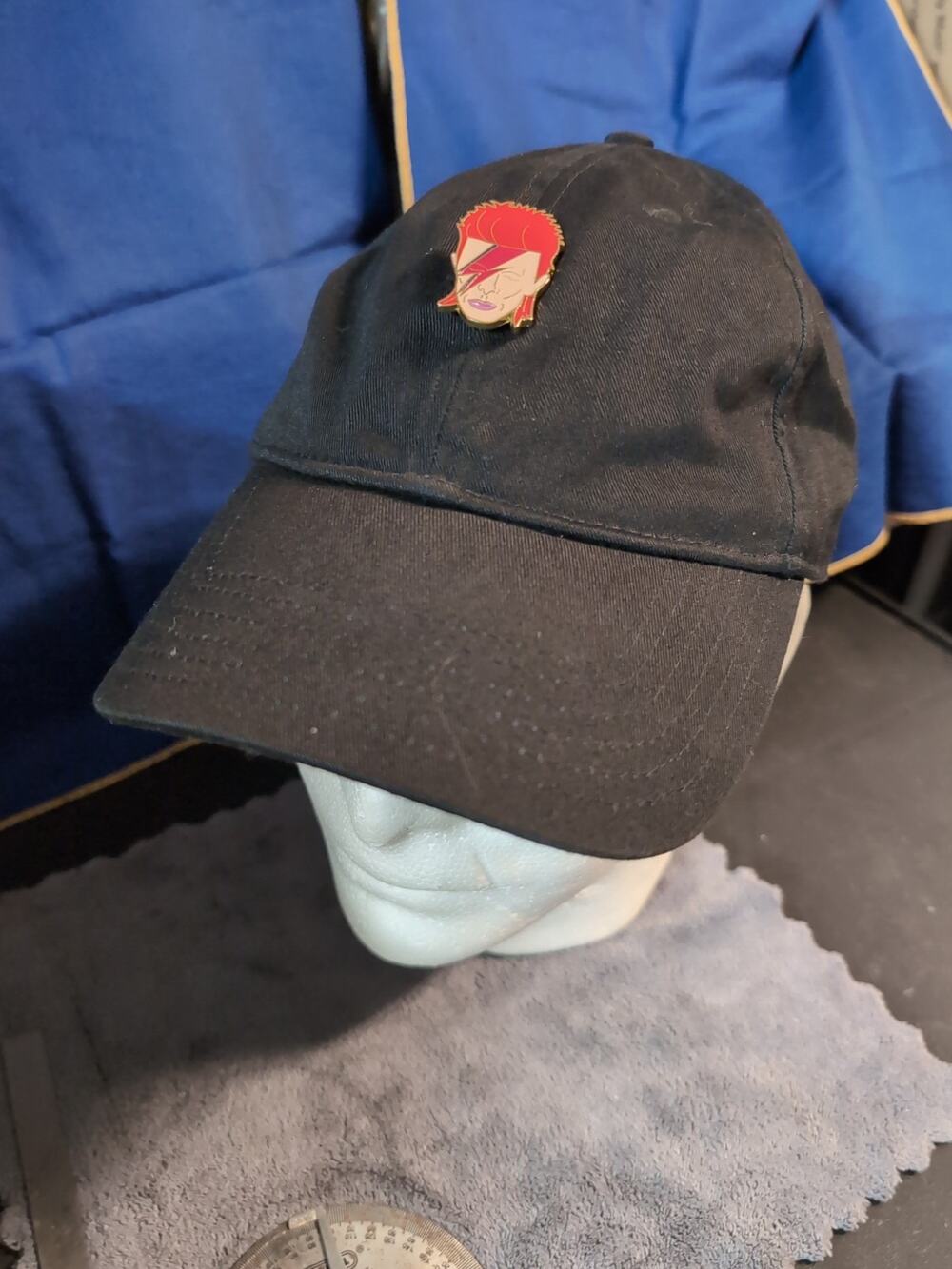 DAVID BOWIE ADULT MENS STRAPBACK DAD HAT BLACK SPORTGEAR
